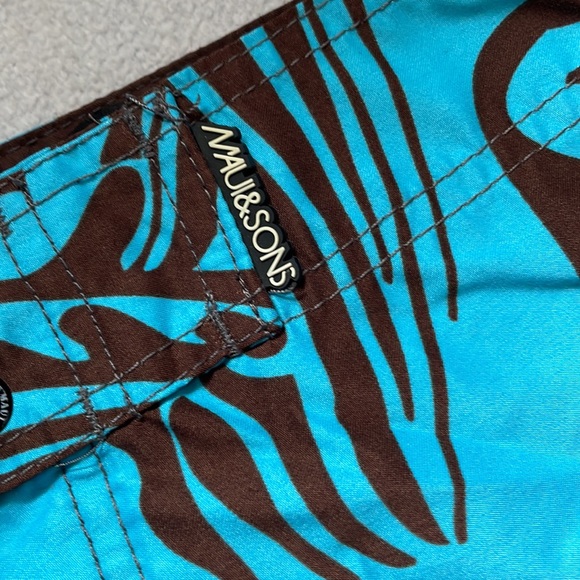Maui and Sons Bright Blue and Brown Designs Board-shorts (Size: 32) - Picture 11 of 12